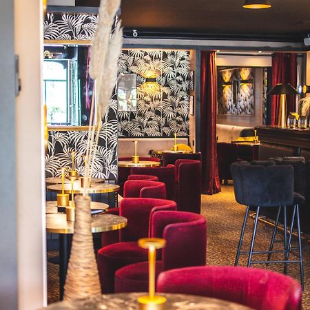 Le Boeuf Couronne - Hotel & Restaurant Chartres- Logis Hotels Bagian luar foto