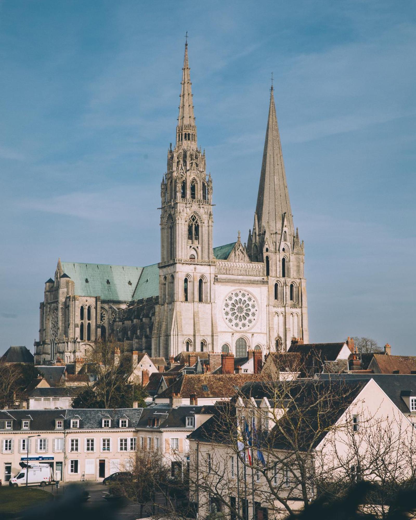 Le Boeuf Couronne - Hotel & Restaurant Chartres- Logis Hotels Bagian luar foto